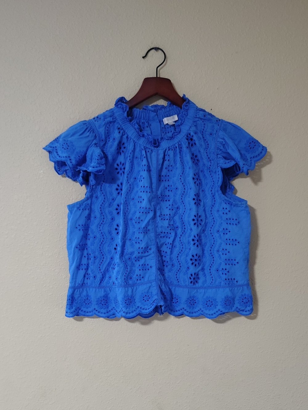 Jennifer & Grace 100% Cotton Eyelet Ruffle High Neck Button Back Top Size L Boho - Picture 2 of 13